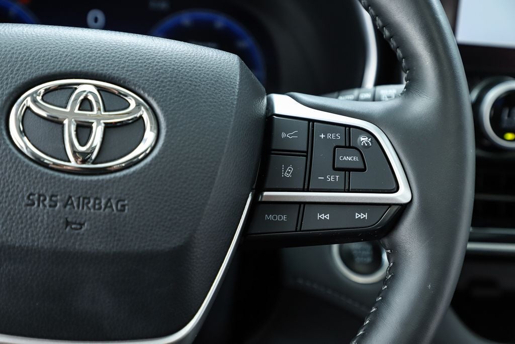 2024 Toyota Highlander Platinum