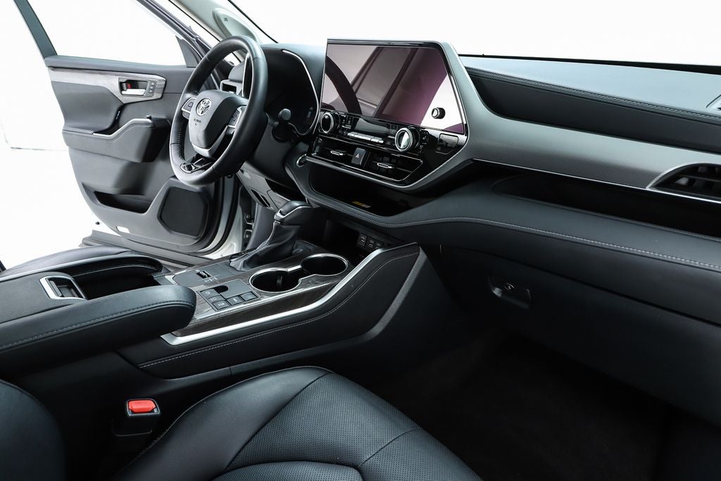 2024 Toyota Highlander Platinum