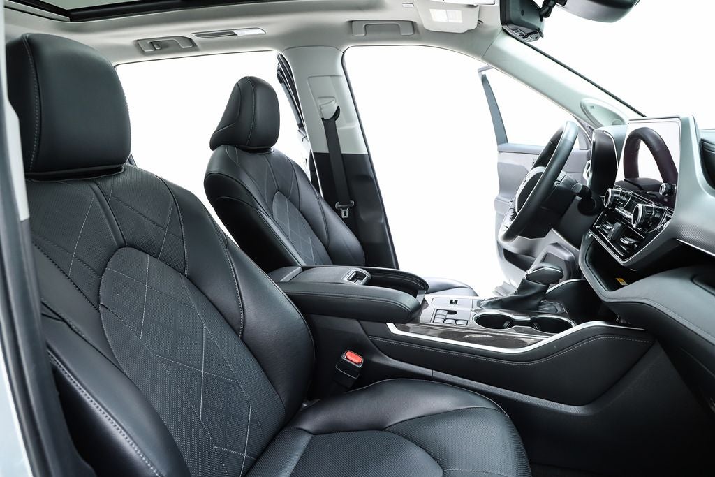 2024 Toyota Highlander Platinum