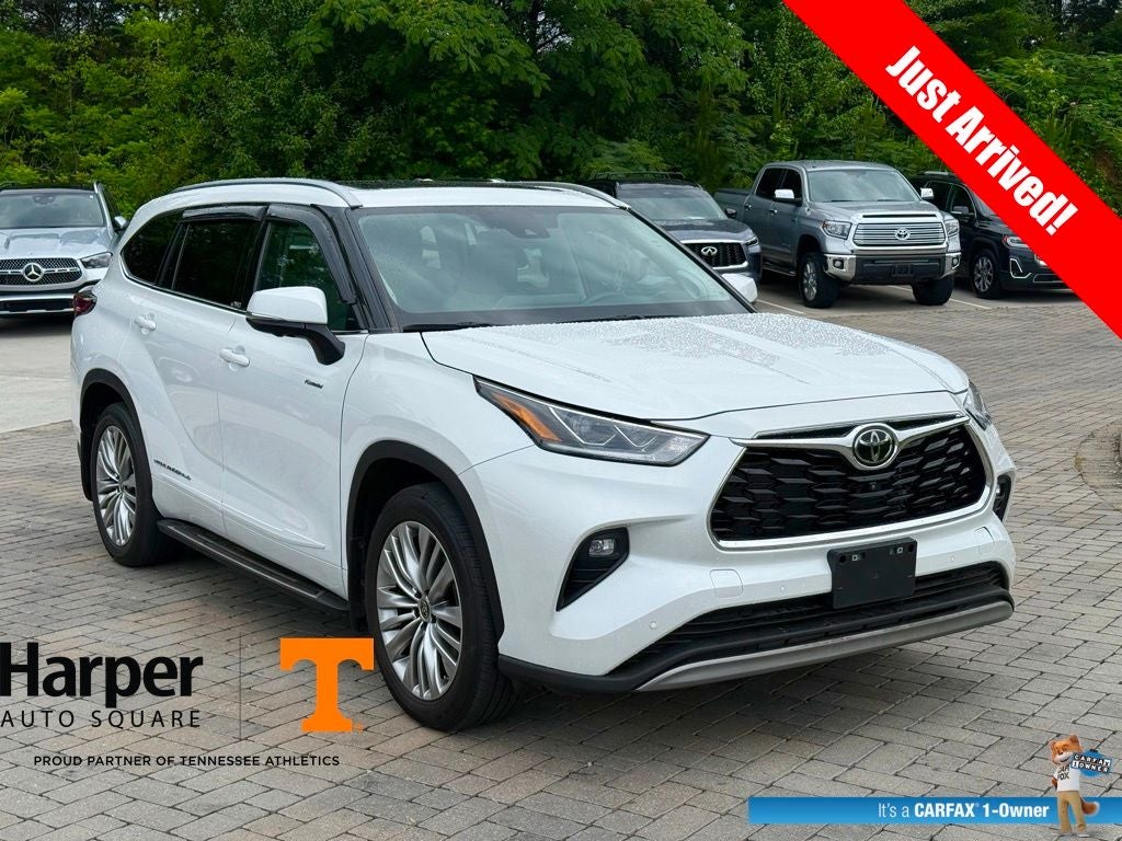 2023 Toyota Highlander Platinum