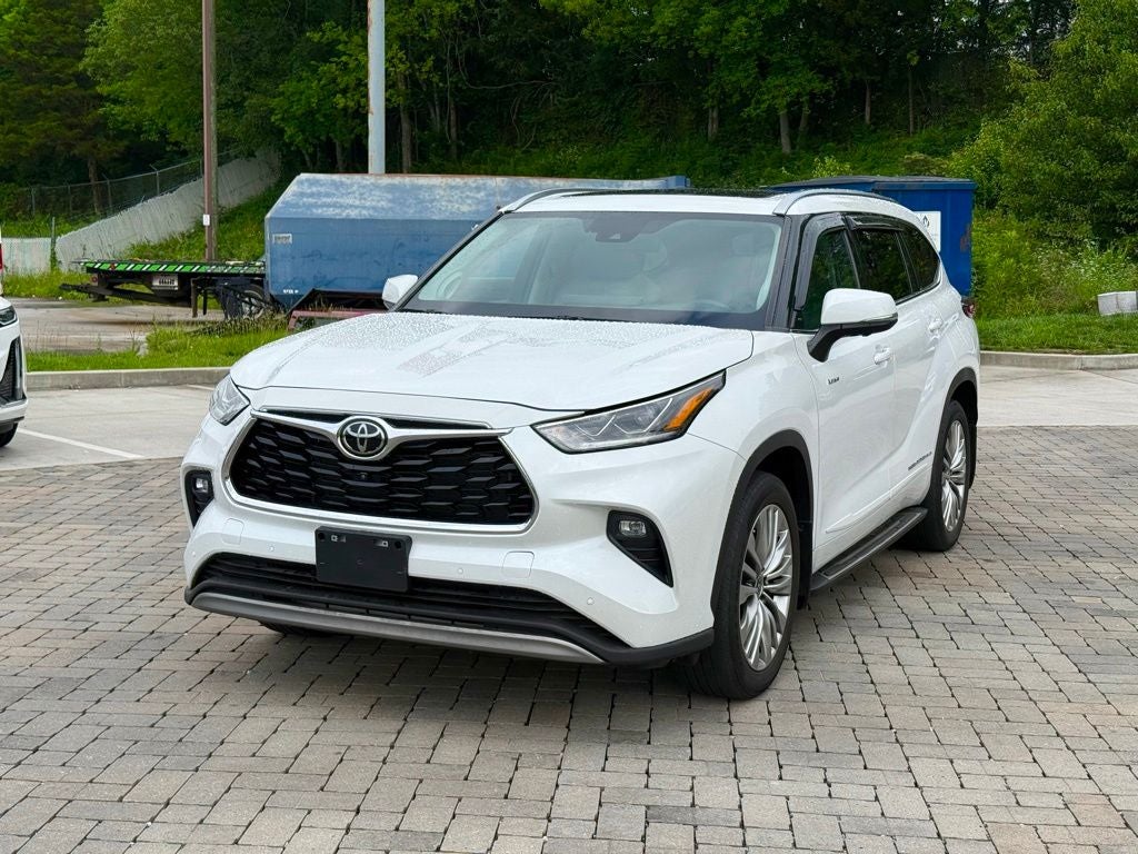 2023 Toyota Highlander Platinum