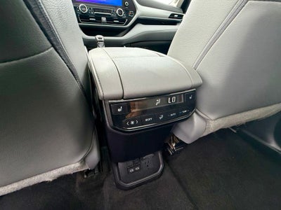 2023 Toyota Highlander Platinum