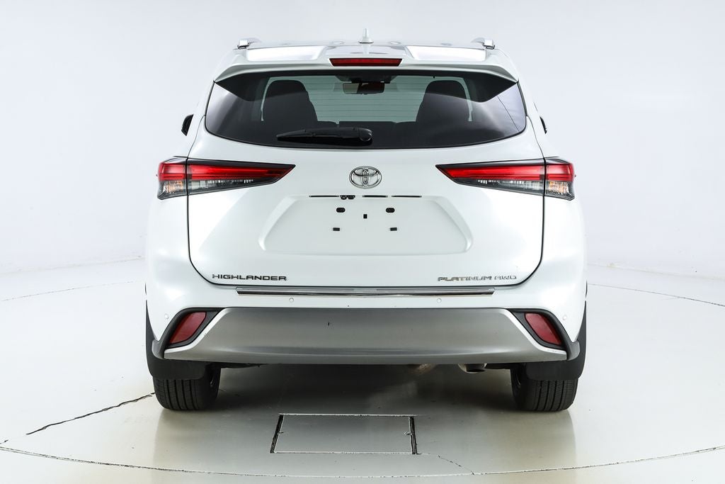 2023 Toyota Highlander Platinum