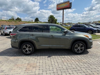2016 Toyota Highlander XLE V6