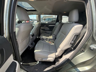 2016 Toyota Highlander XLE V6