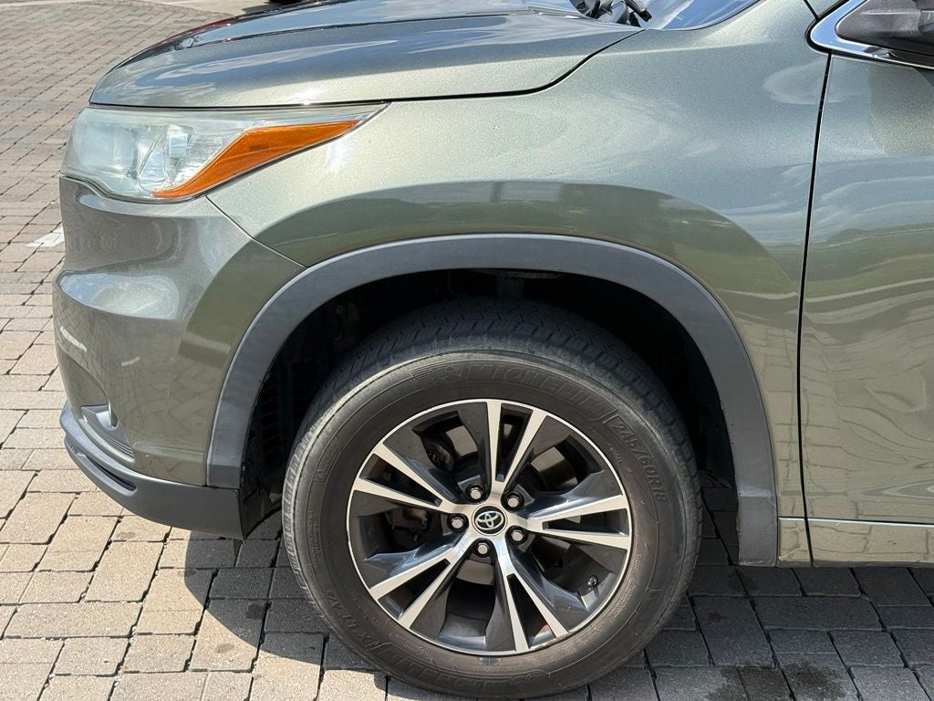 2016 Toyota Highlander XLE V6