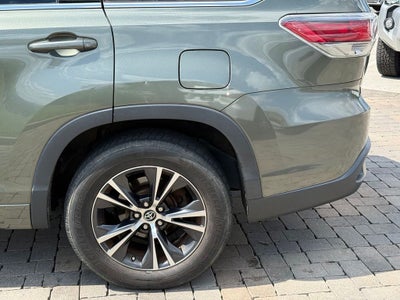 2016 Toyota Highlander XLE V6