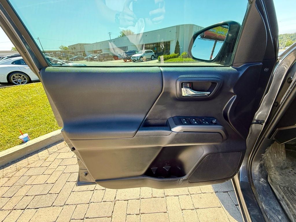 2021 Toyota Tacoma TRD Off-Road V6
