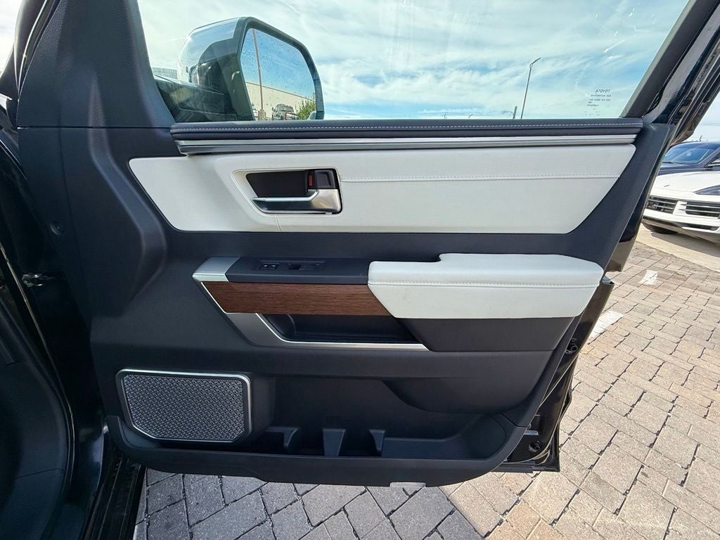 2023 Toyota Tundra Hybrid Capstone