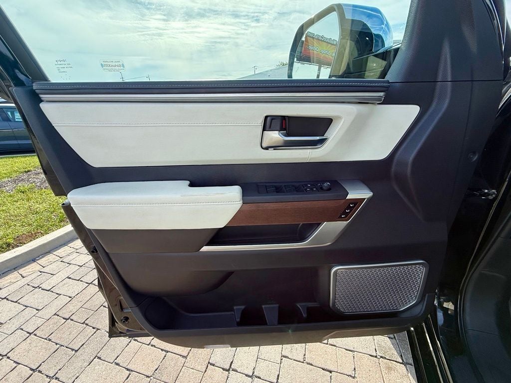 2023 Toyota Tundra Hybrid Capstone