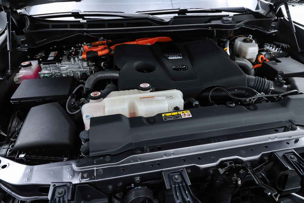2024 Toyota Tundra Hybrid Capstone
