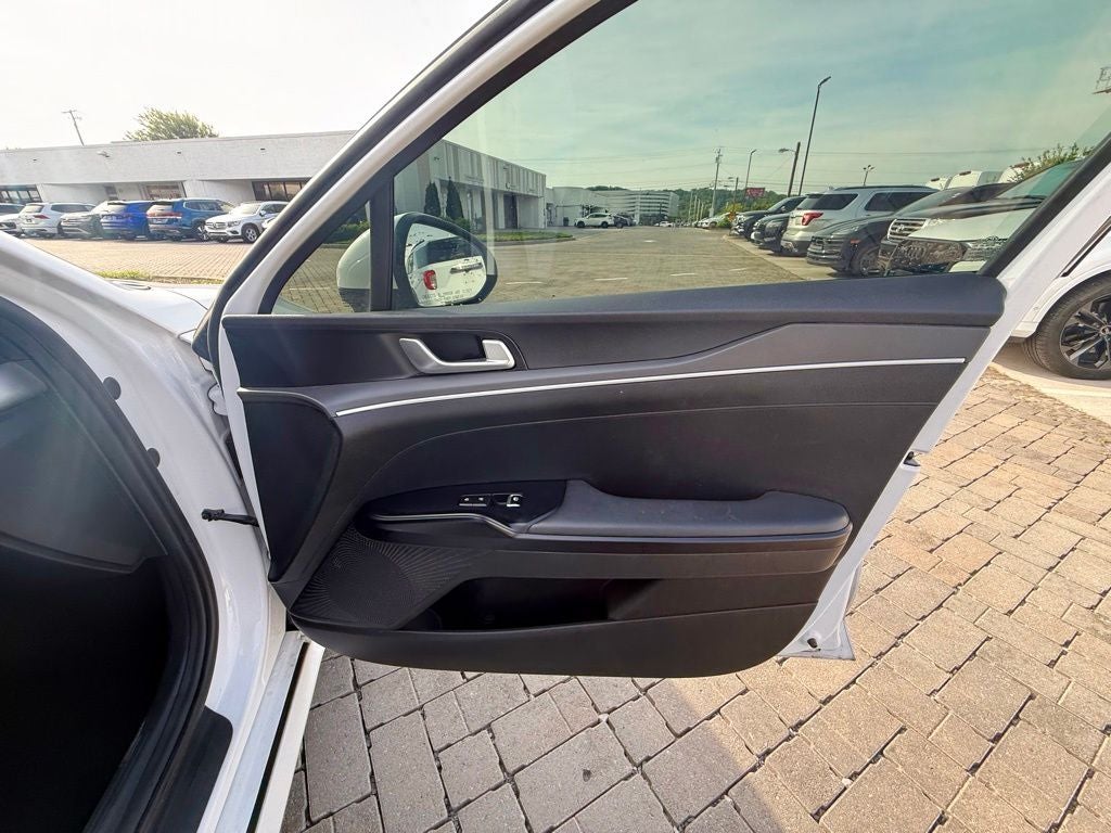 2021 Kia K5 LXS
