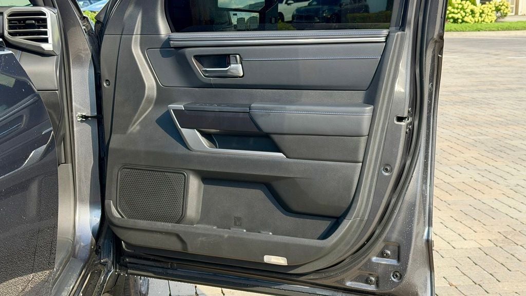 2025 Toyota Sequoia Platinum