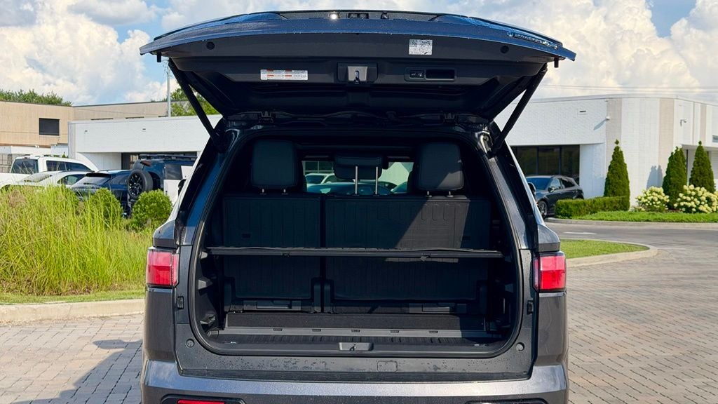 2025 Toyota Sequoia Platinum