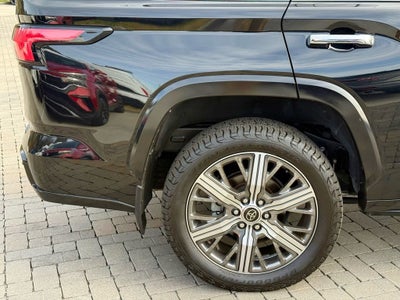 2023 Toyota Sequoia Capstone