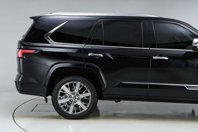 2023 Toyota Sequoia Capstone
