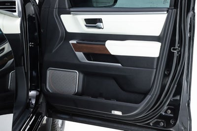 2023 Toyota Sequoia Capstone