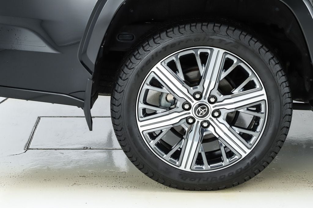 2023 Toyota Sequoia Capstone