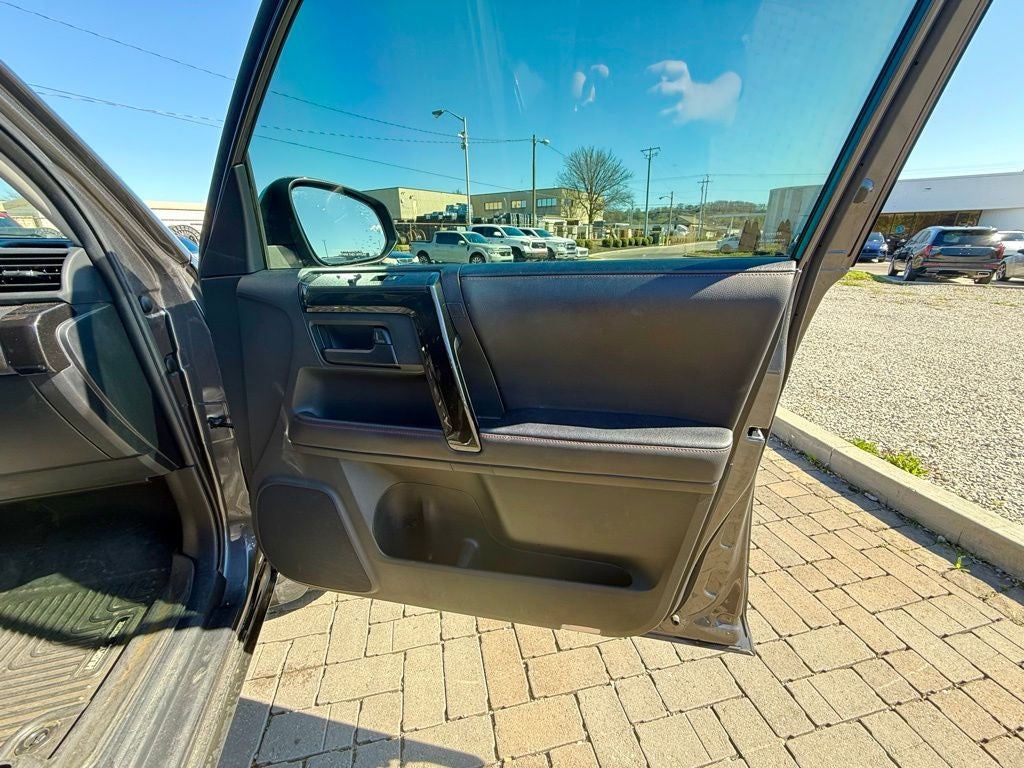 2022 Toyota 4Runner TRD Off-Road Premium