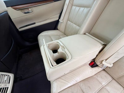 2016 Lexus ES 300h