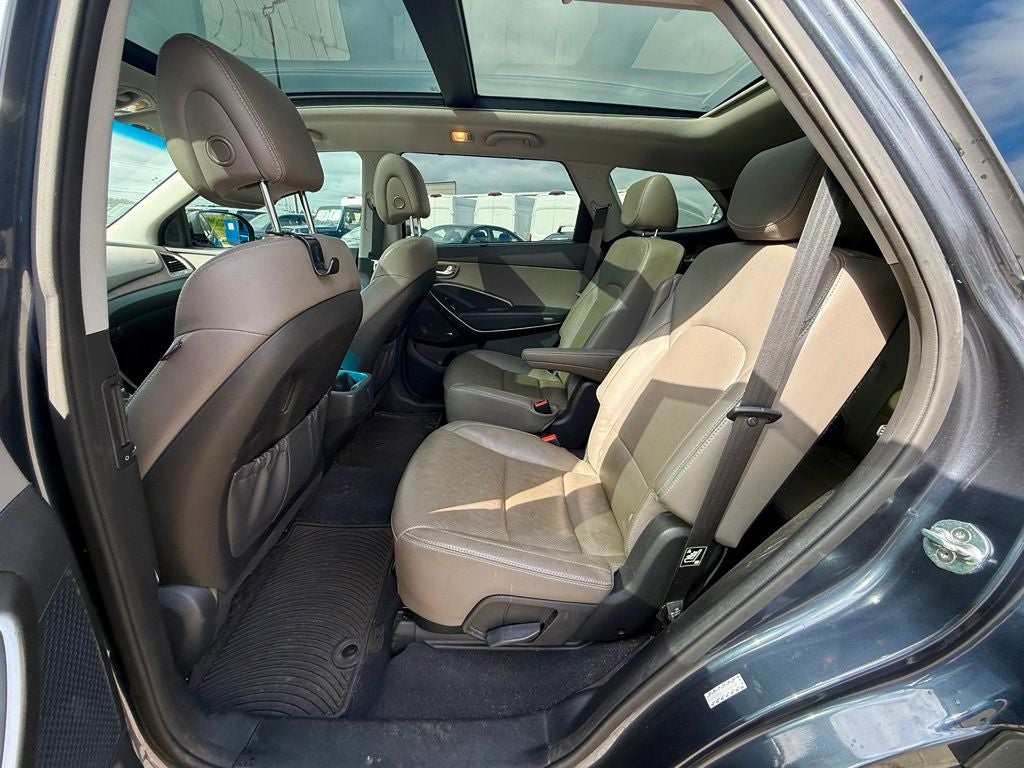 2017 Hyundai Santa Fe Limited Ultimate