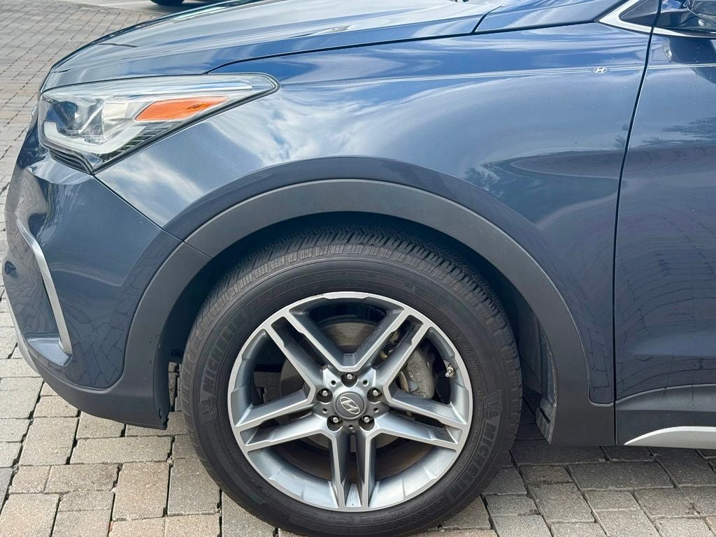 2017 Hyundai Santa Fe Limited Ultimate