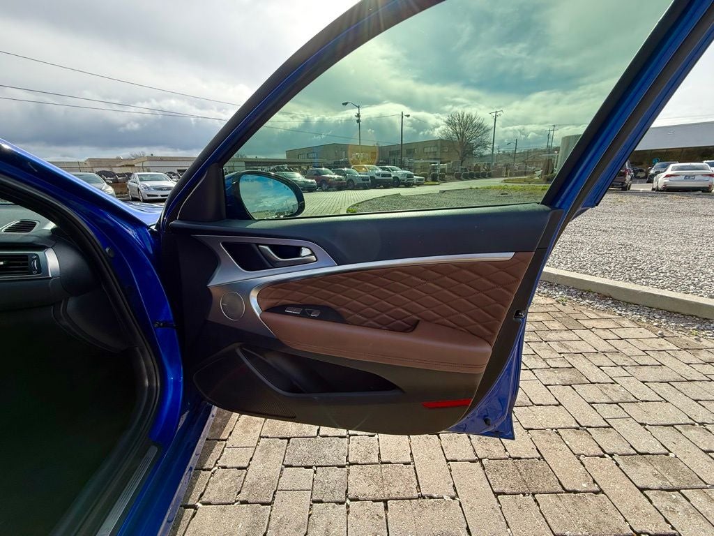 2021 Genesis G70 2.0T