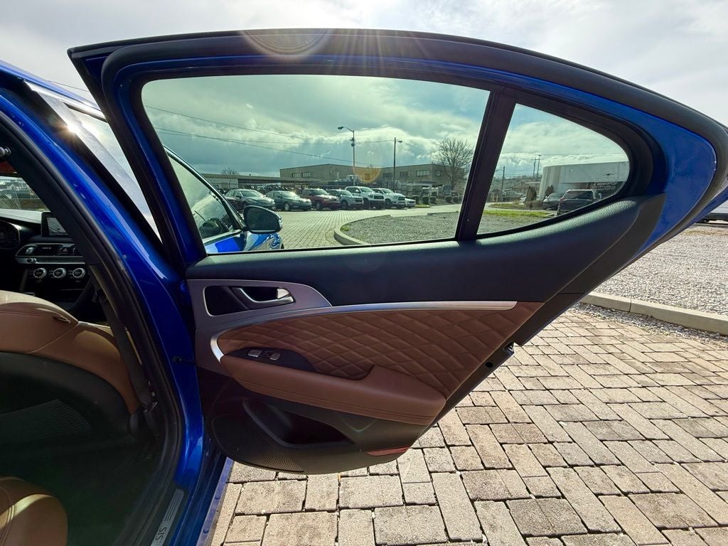 2021 Genesis G70 2.0T