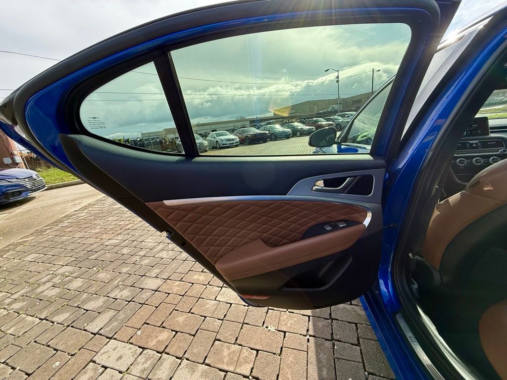 2021 Genesis G70 2.0T