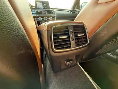 2021 Genesis G70 2.0T