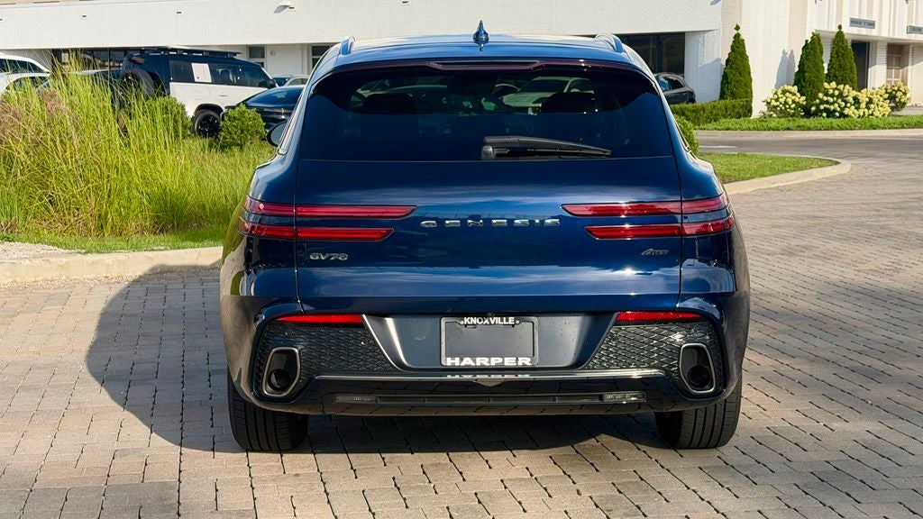 2022 Genesis GV70 2.5T