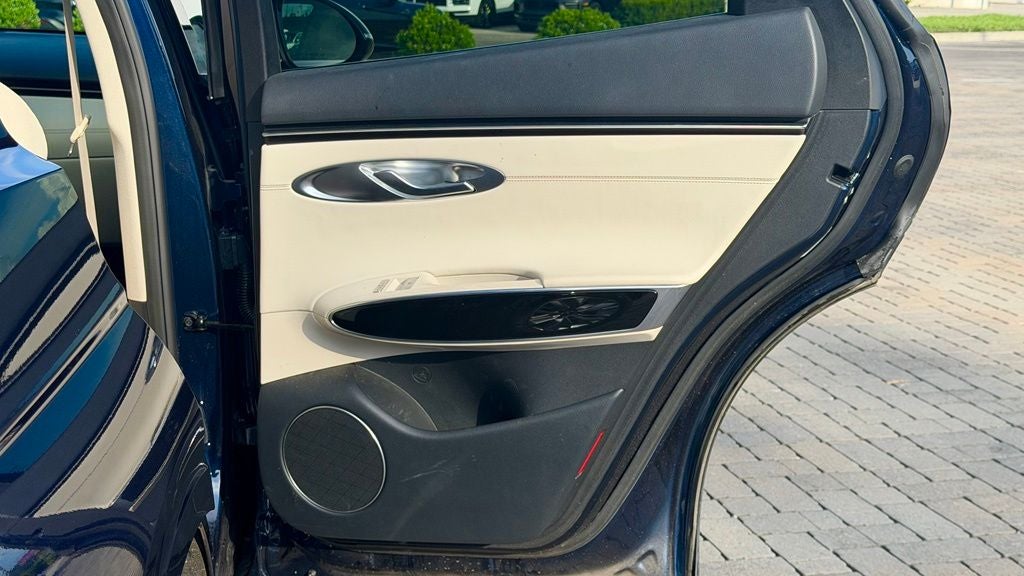2022 Genesis GV70 2.5T