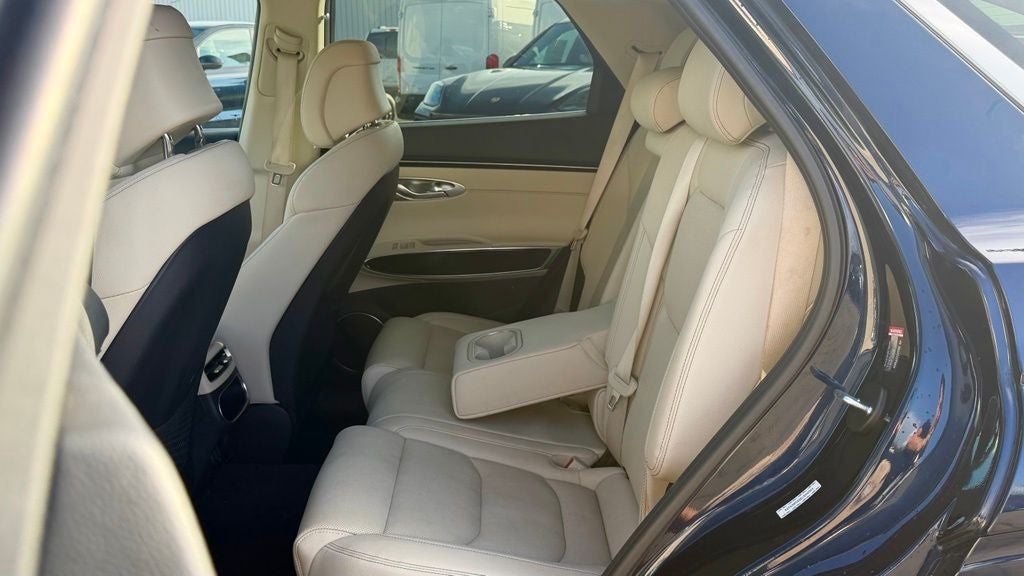 2022 Genesis GV70 2.5T