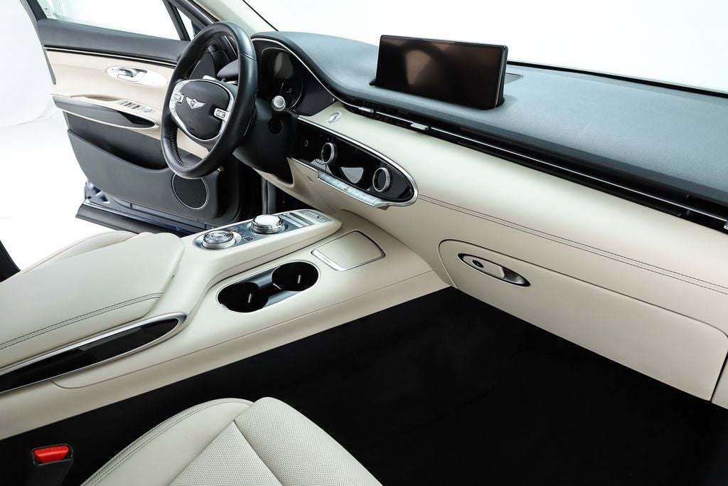 2022 Genesis GV70 2.5T