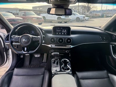 2020 Kia Stinger GT-Line