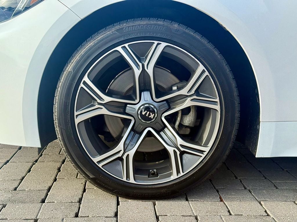 2020 Kia Stinger GT-Line