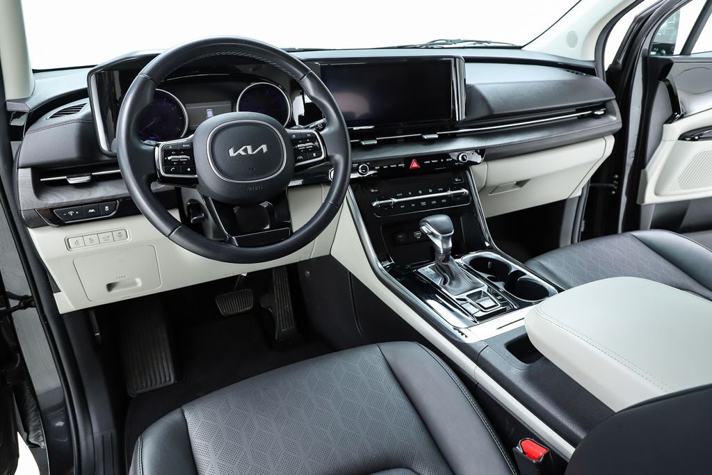2024 Kia Carnival EX