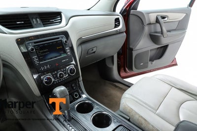 2017 Chevrolet Traverse 2LT 2LT