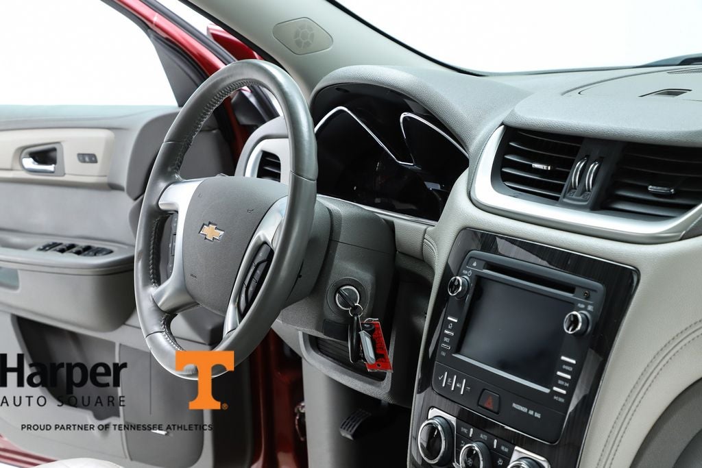 2017 Chevrolet Traverse 2LT 2LT