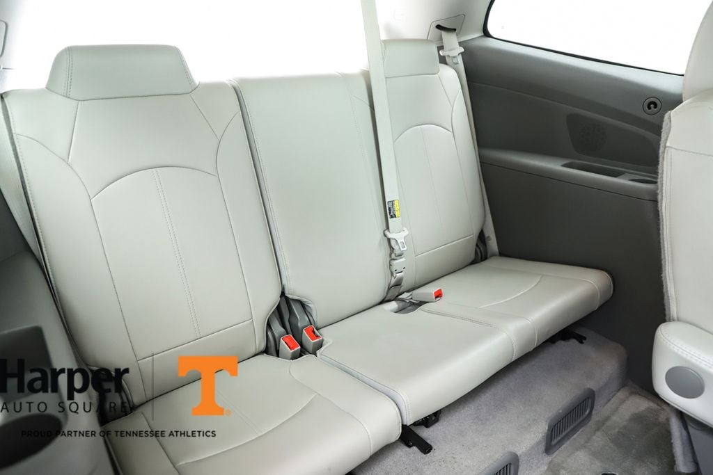 2017 Chevrolet Traverse 2LT 2LT