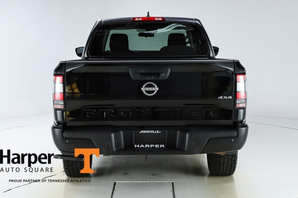 2022 Nissan Frontier S