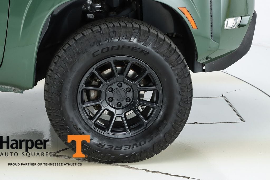 2022 Nissan Frontier SV