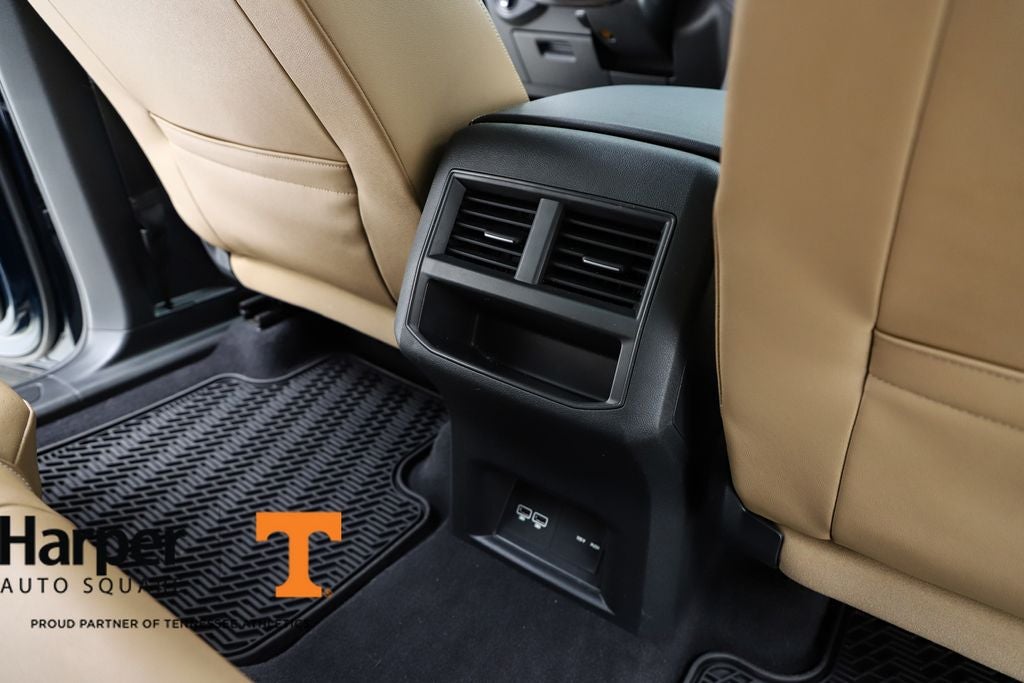 2020 Volkswagen Atlas Cross Sport 2.0T SE w/Technology