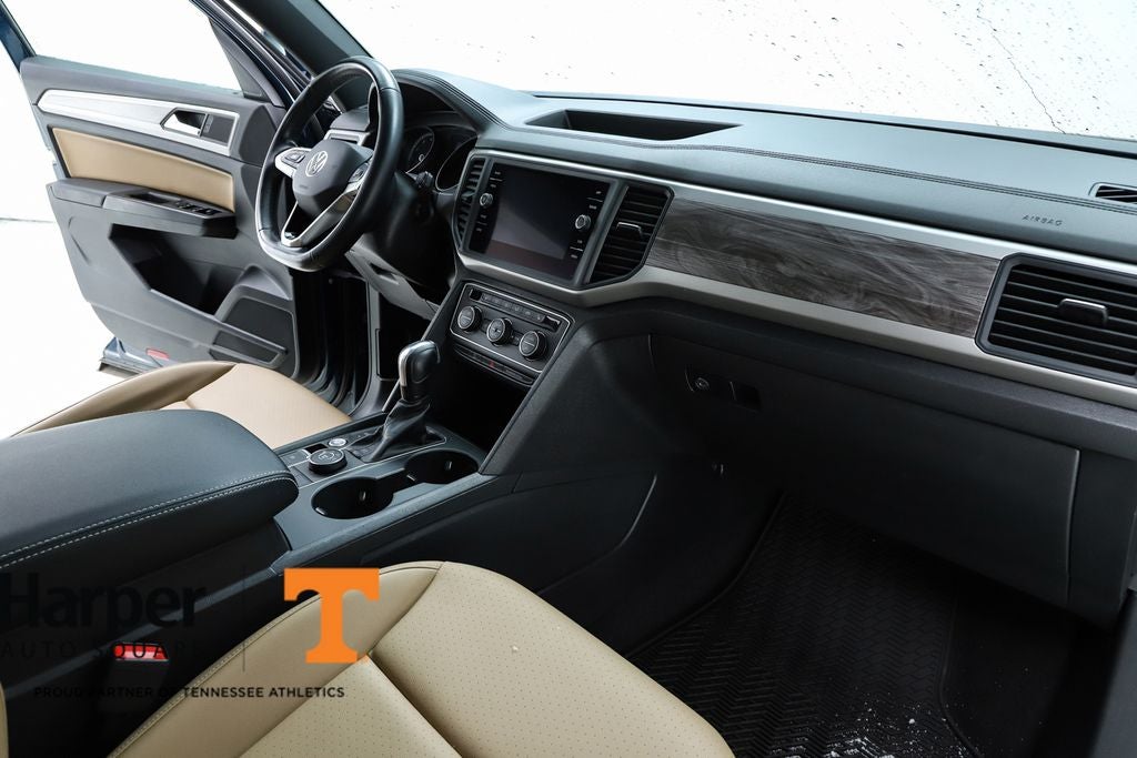 2020 Volkswagen Atlas Cross Sport 2.0T SE w/Technology