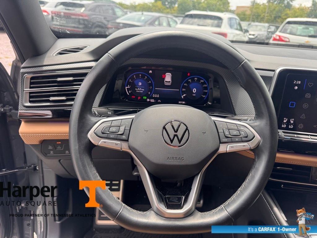 2024 Volkswagen Atlas Cross Sport 2.0T SEL R-Line