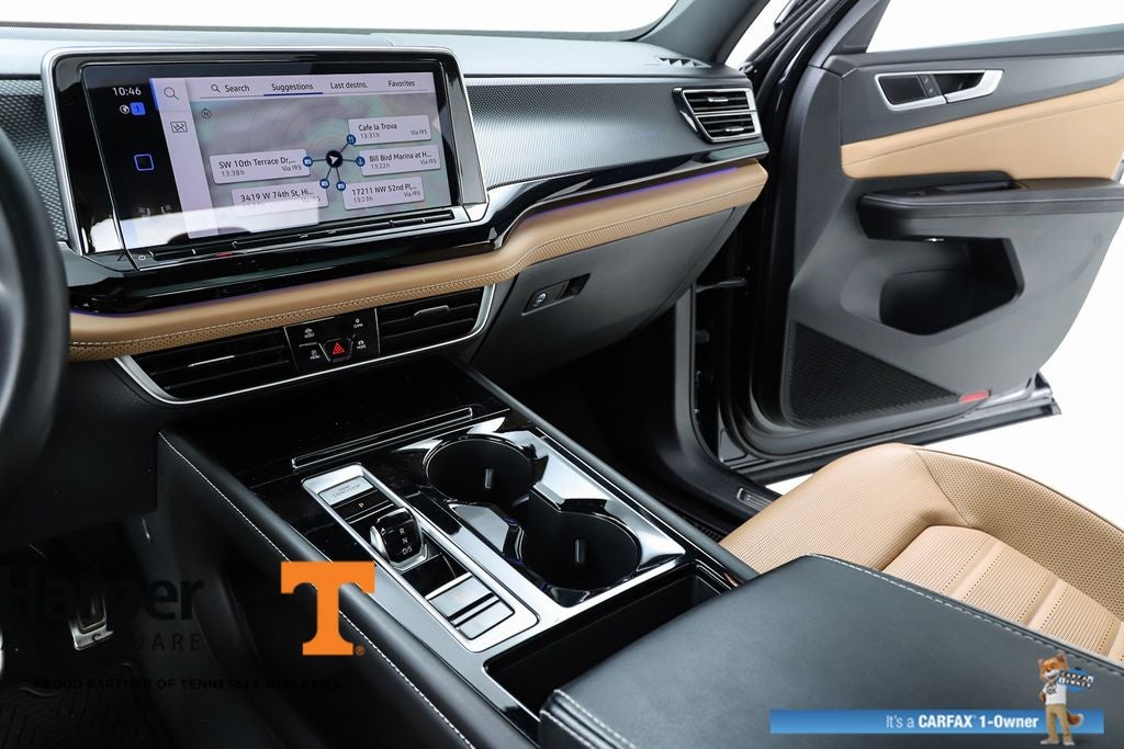 2024 Volkswagen Atlas Cross Sport 2.0T SEL R-Line