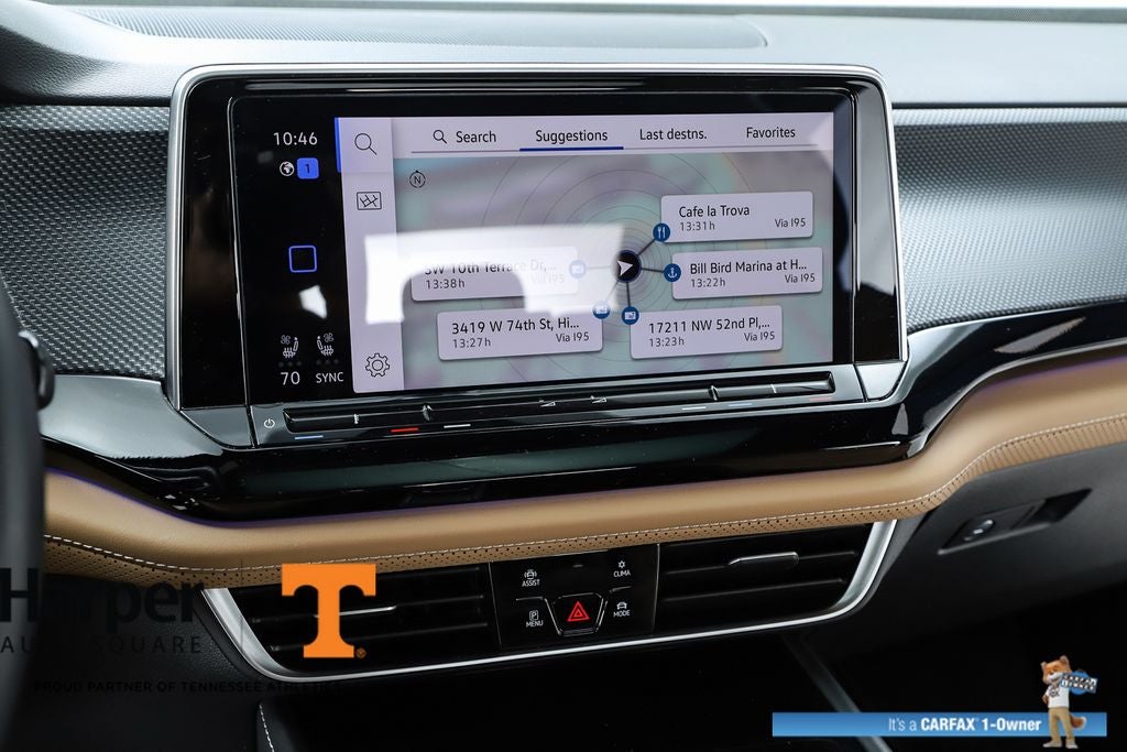 2024 Volkswagen Atlas Cross Sport 2.0T SEL R-Line