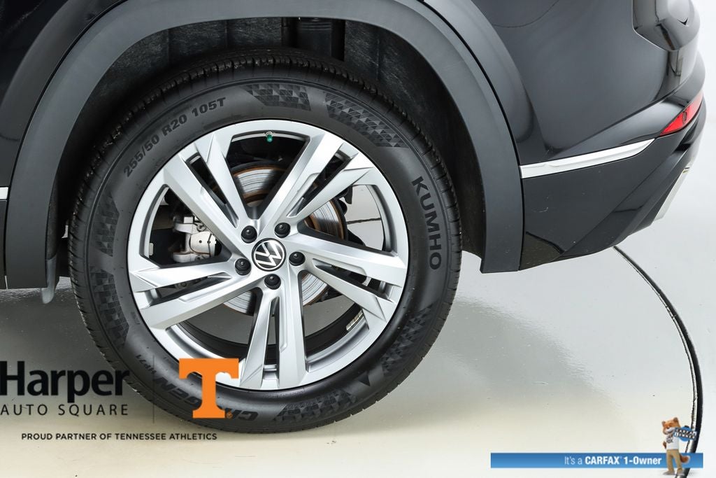 2024 Volkswagen Atlas Cross Sport 2.0T SEL R-Line