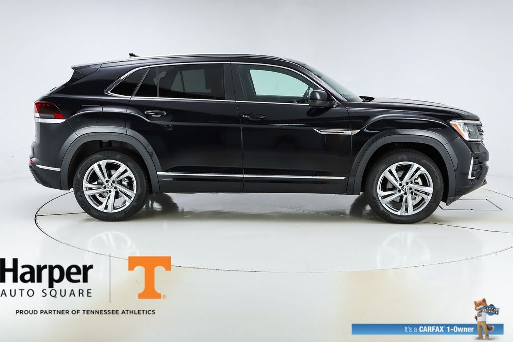 2024 Volkswagen Atlas Cross Sport 2.0T SEL R-Line