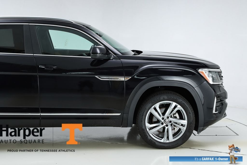 2024 Volkswagen Atlas Cross Sport 2.0T SEL R-Line